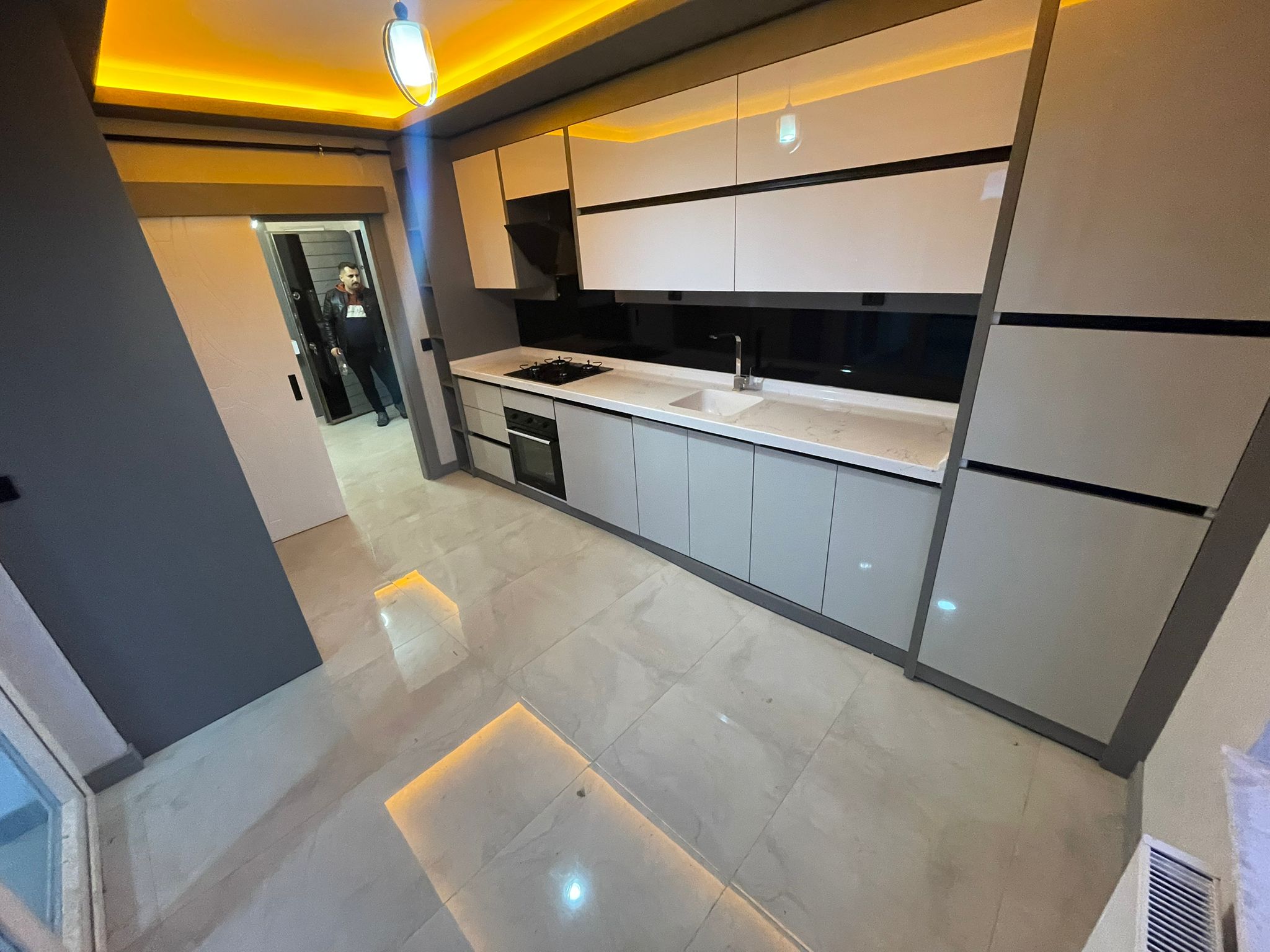MUSTAFA KEMAL MH.DE ULTRA LÜKS YAPILI SİTE İÇİ 3+1 SATILIK DAİRE