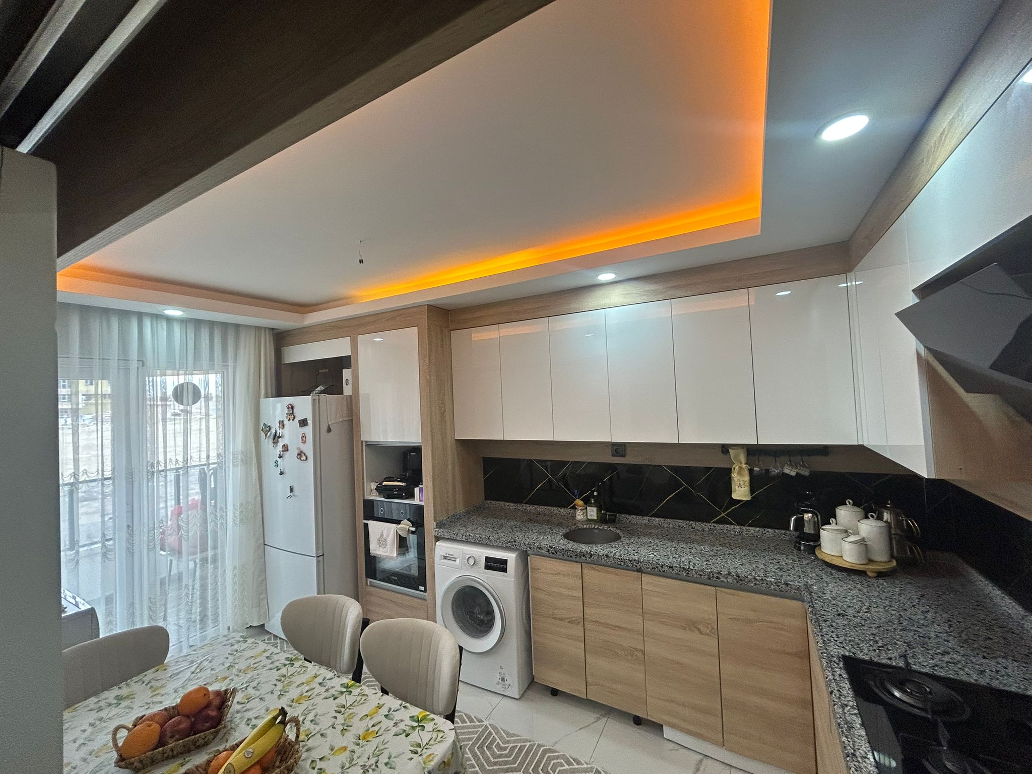 MENDERES MH.DE ULTRA LÜKS YAPILI 2+1 SATILIK DAİRE