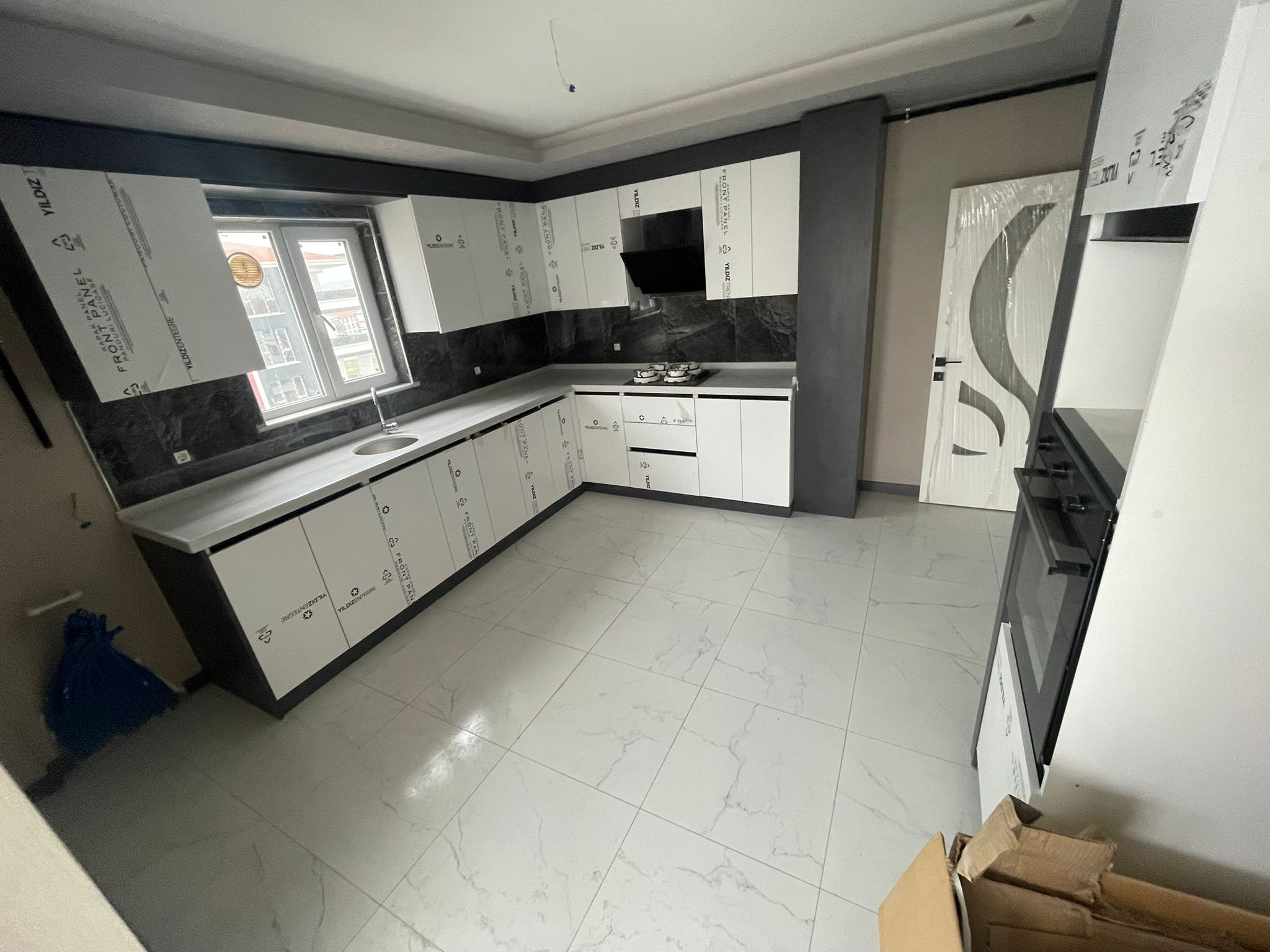FEVZİ ÇAKMAK MH.DE ULTRA LÜKS YAPILI 3+1 SATILIK DAİRE