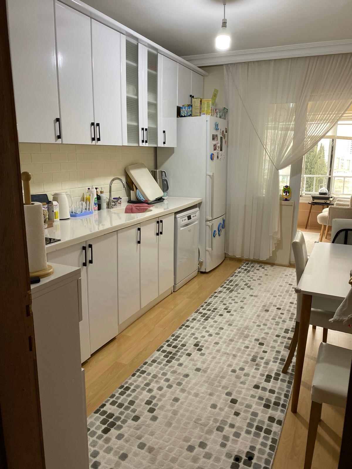 GÜZELKENT MAH’DE NEZİH SİTEDE ASANSÖRLÜ 3+1 BAĞIMSIZ DAİRE
