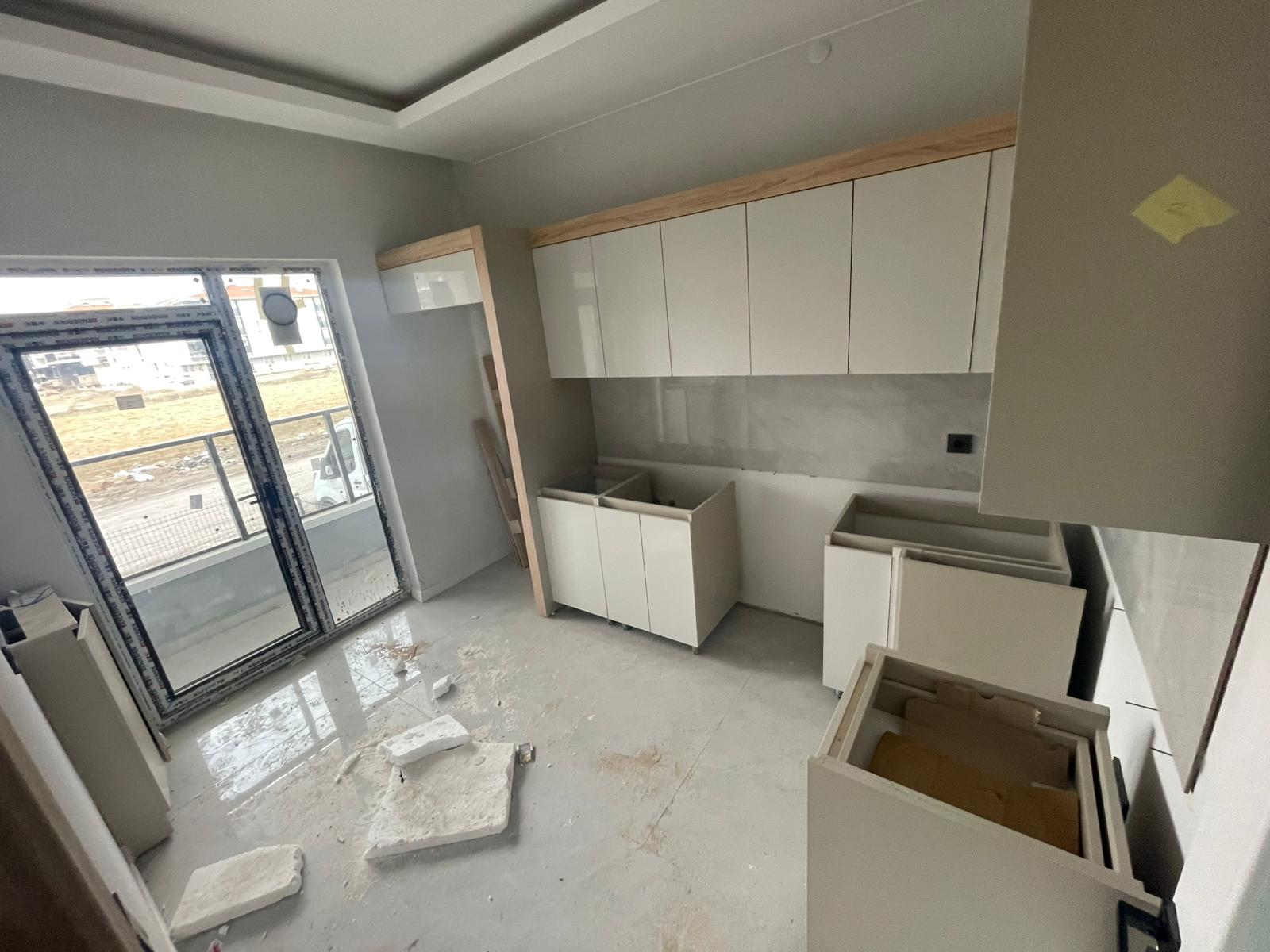 MENDERES MH.DE LÜKS YAPILI 2+1 DEPOLU SATILIK DAİRE