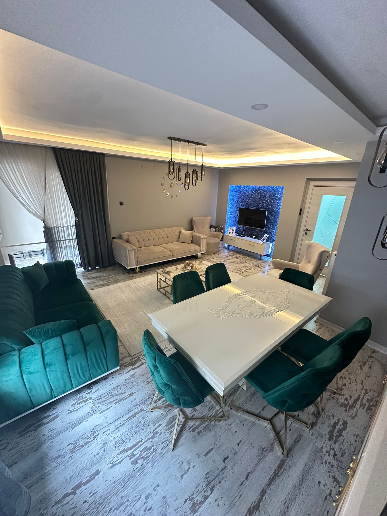 ES-AS’TAN SELÇUKLU MH’DE GENİŞ+YAPILI BAĞIMSIZ FIRSAT 2+1 SATILIK DAİRE