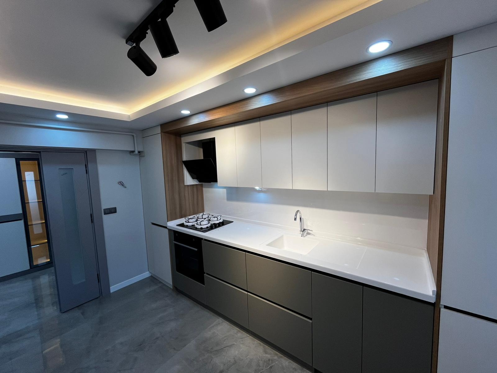 ES-ASTAN PİYADE MAHALLESİNDE ULTRA LÜKS YAPILI ARA KATTA 3+1 GENİŞ M2’Lİ DAİRE